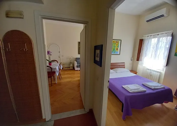 De' Fiori Apartment Rome